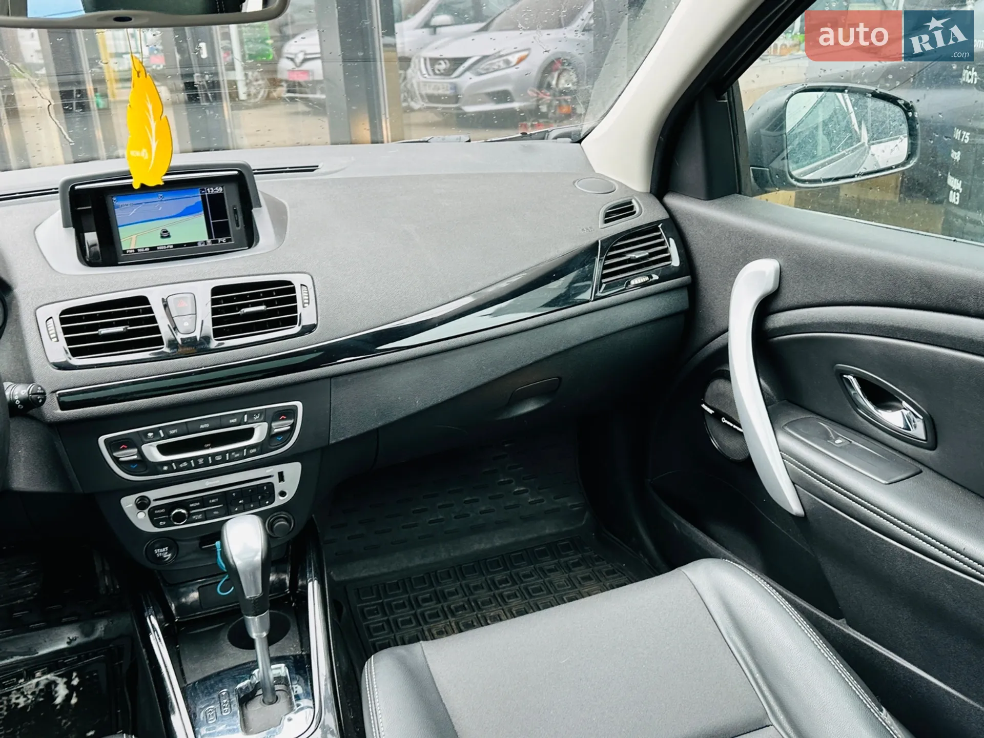 2012 Renault Megane - мініатюра 23