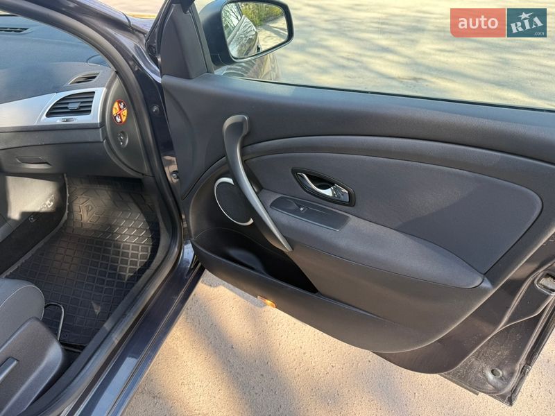Универсал Renault Megane 2012 в Луцке фото 19 Универсал Renault Megane 2012 в Луцке