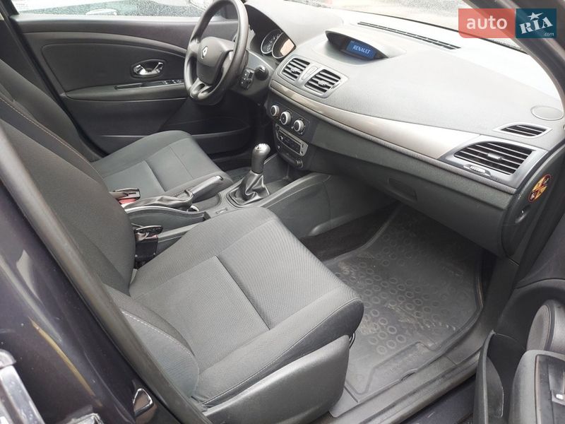 Универсал Renault Megane 2012 в Харькове фото 14 Универсал Renault Megane 2012 в Харькове