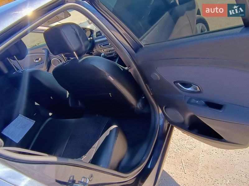 Хэтчбек Renault Megane 2011 в Житомире