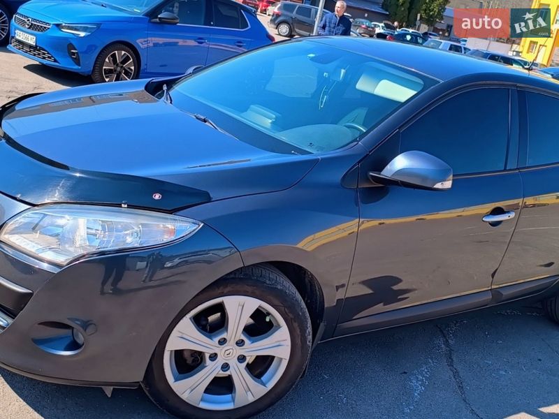 Хэтчбек Renault Megane 2011 в Житомире