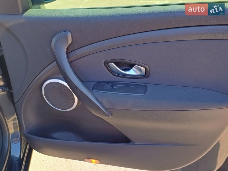 Хэтчбек Renault Megane 2011 в Житомире