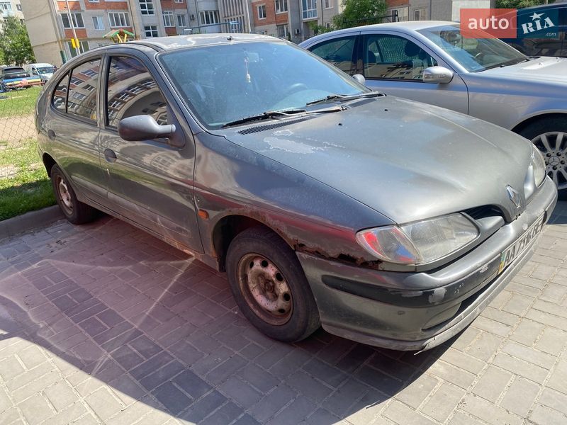 Хетчбек Renault Megane 1996 в Луцьку