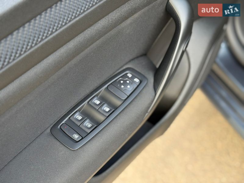 Седан Renault Megane 2019 в Киеве