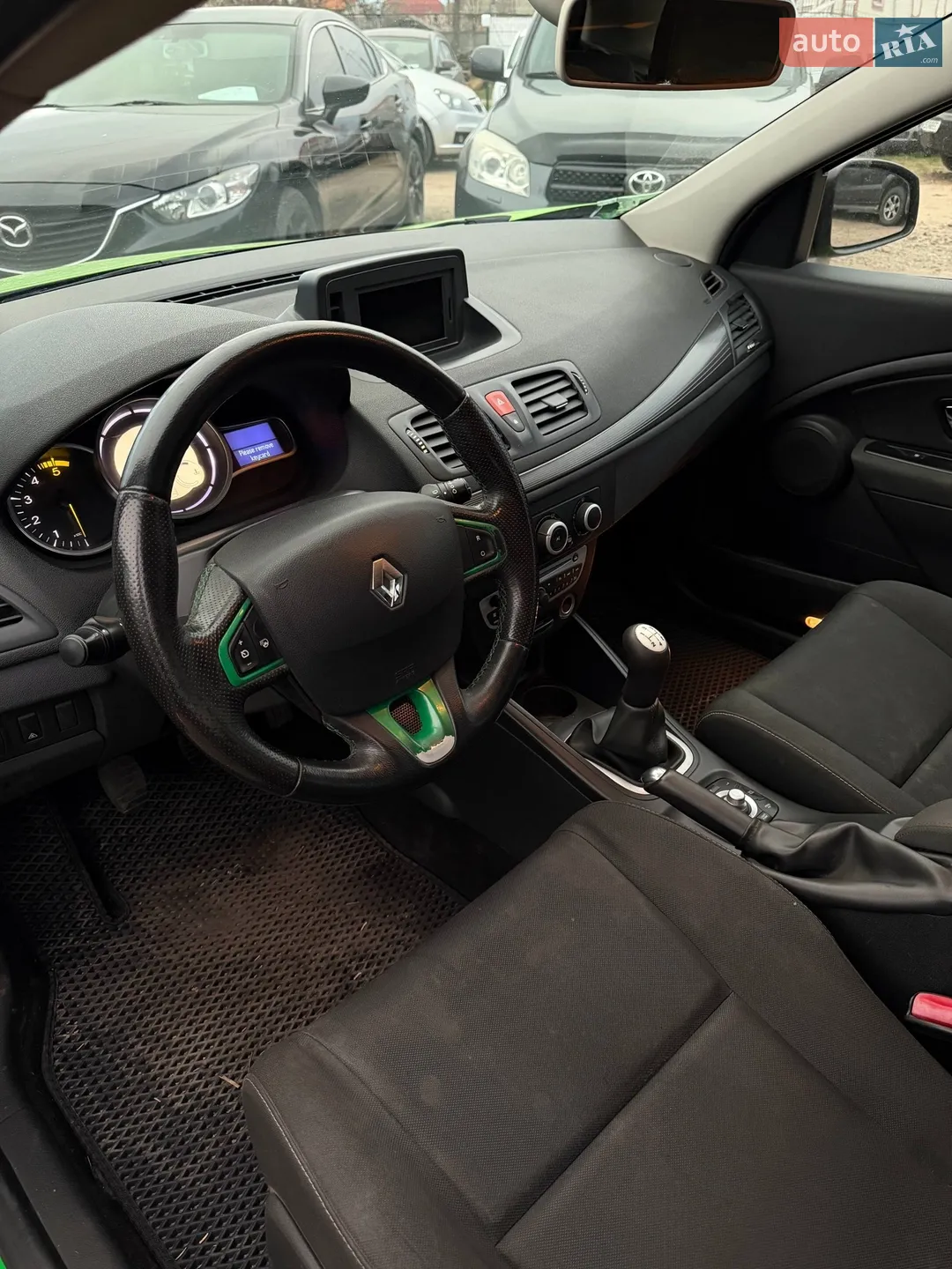 2011 Renault Megane - мініатюра 12