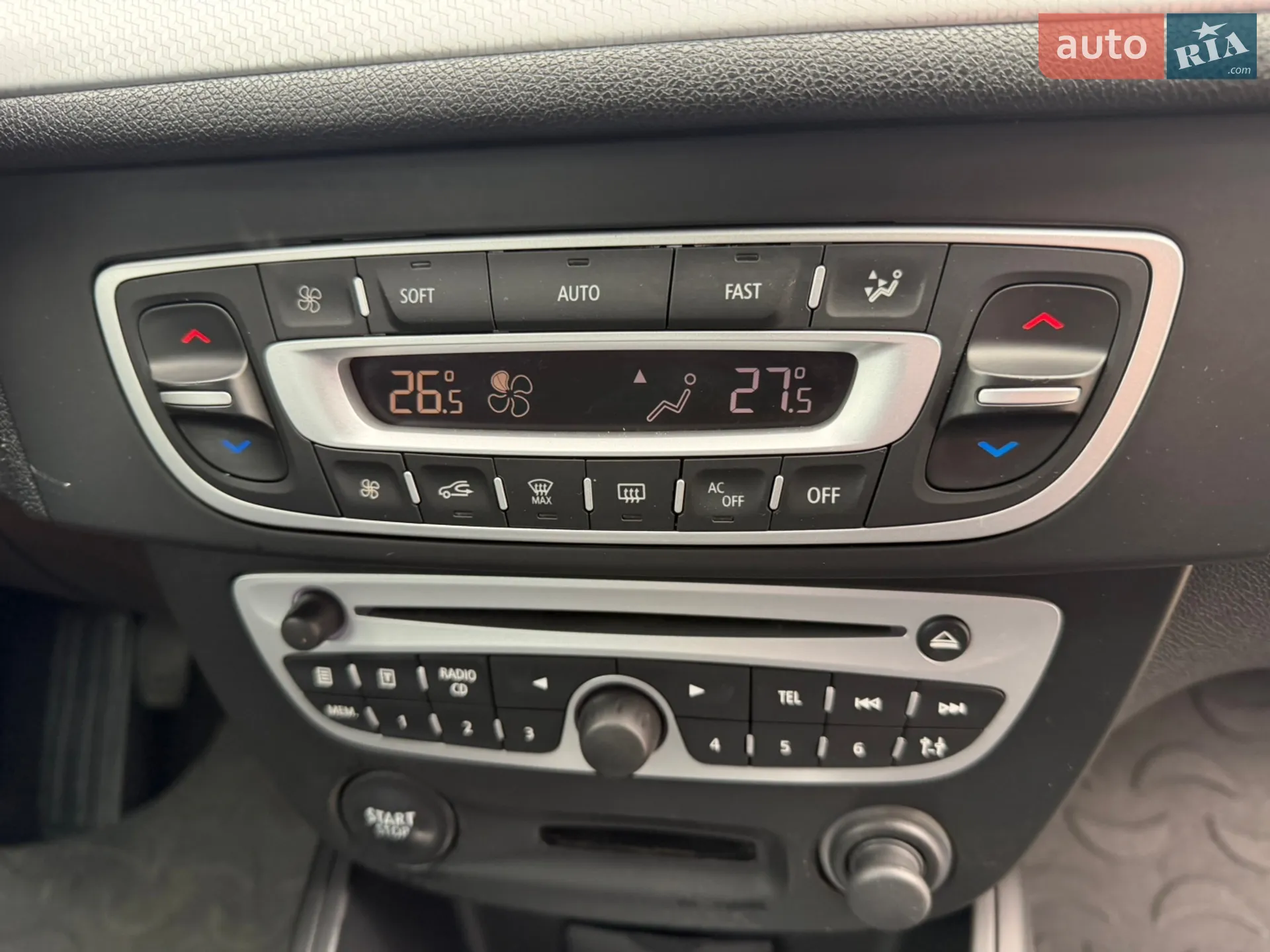 2010 Renault Megane - мініатюра 41