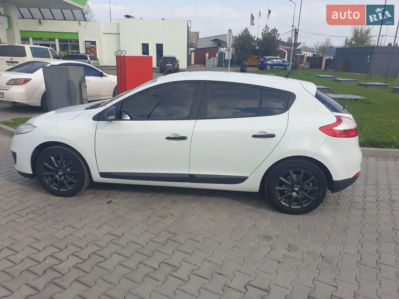 2011 Renault Megane - мініатюра 21