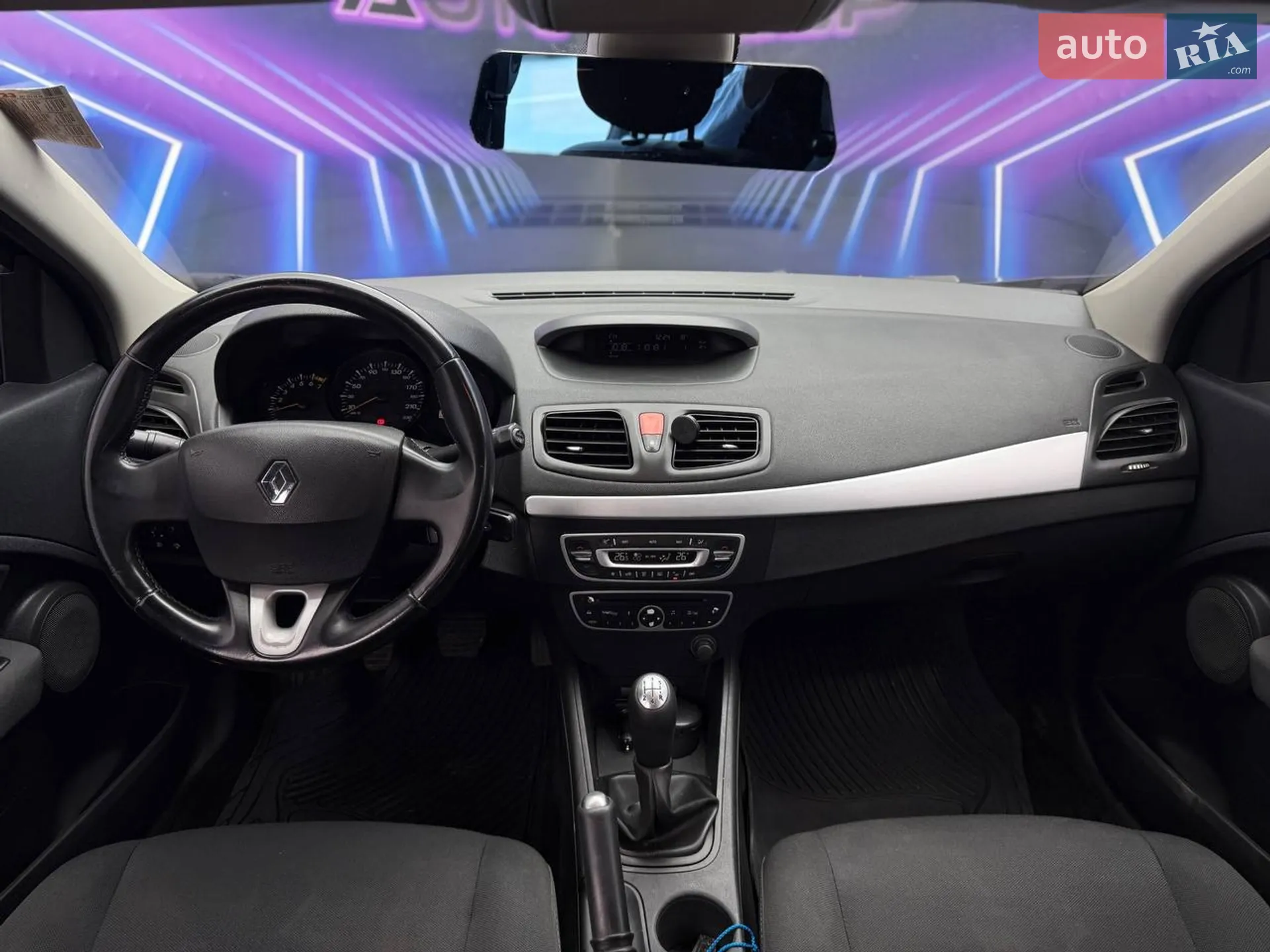2010 Renault Megane - мініатюра 9