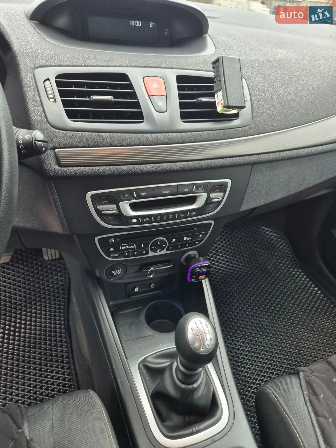 2010 Renault Megane - мініатюра 8