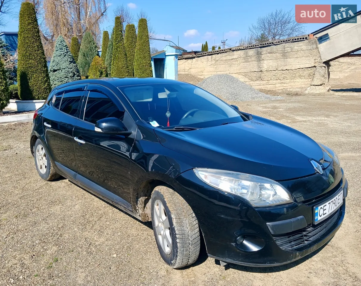 2010 Renault Megane - мініатюра 11