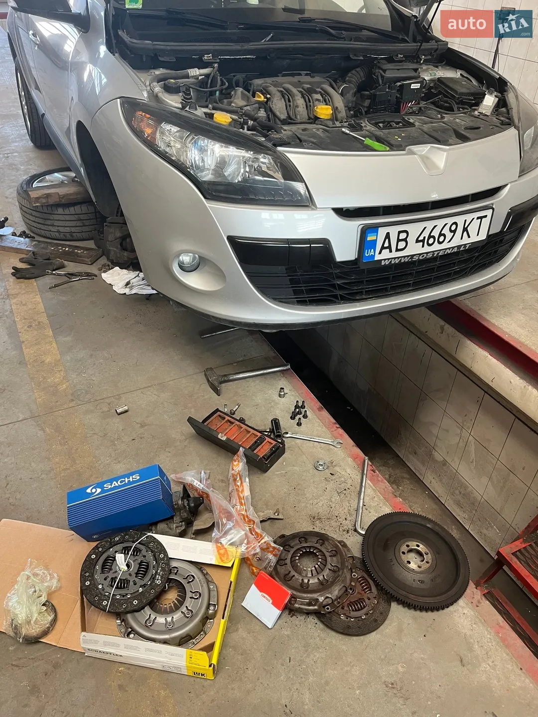 2011 Renault Megane - фото 1