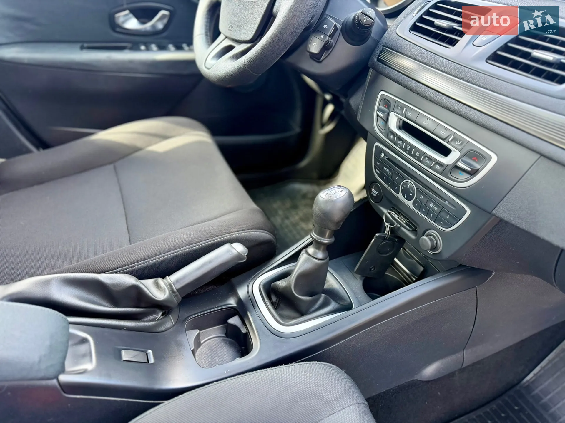 2011 Renault Megane - мініатюра 13