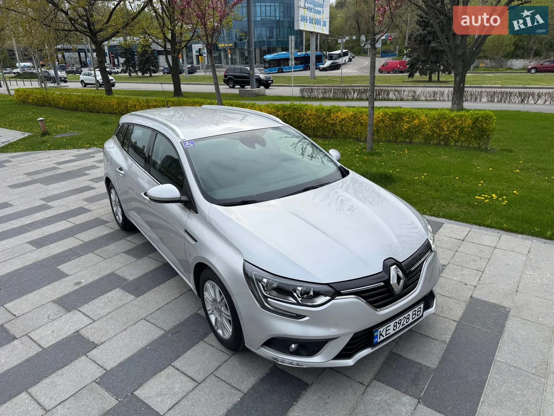 2018 Renault Megane - мініатюра 9