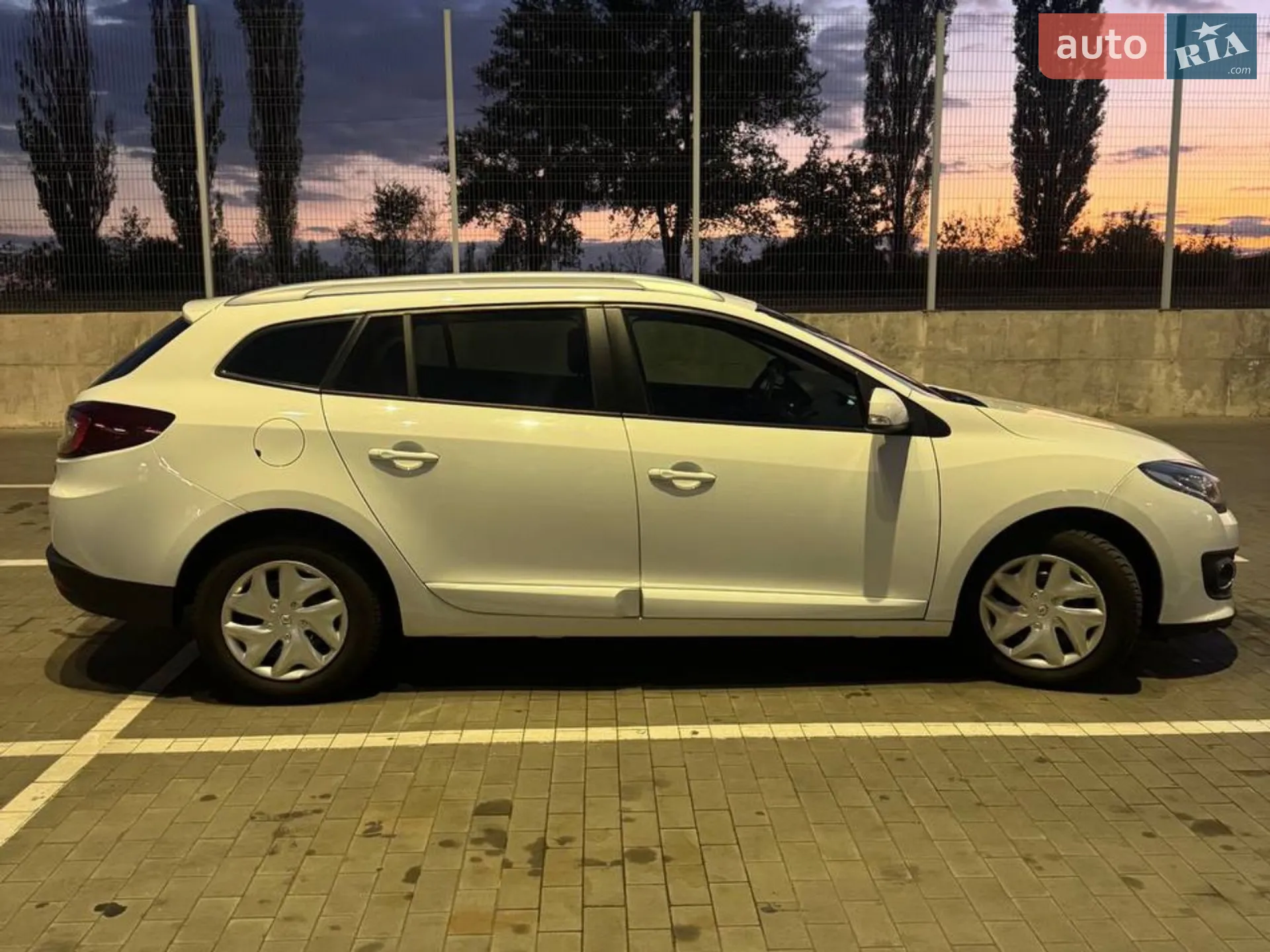 2015 Renault Megane - мініатюра 31