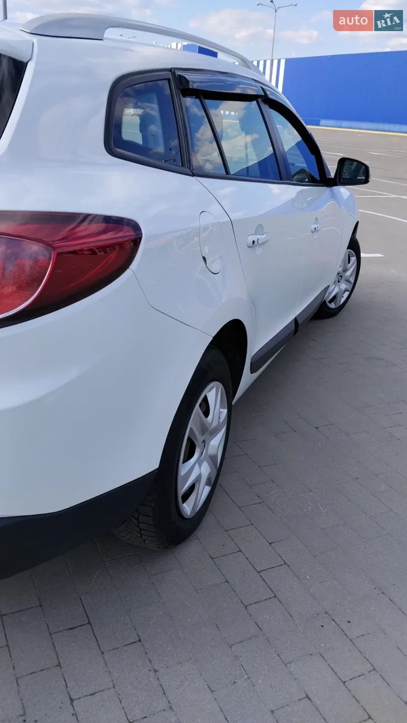 2011 Renault Megane - мініатюра 7