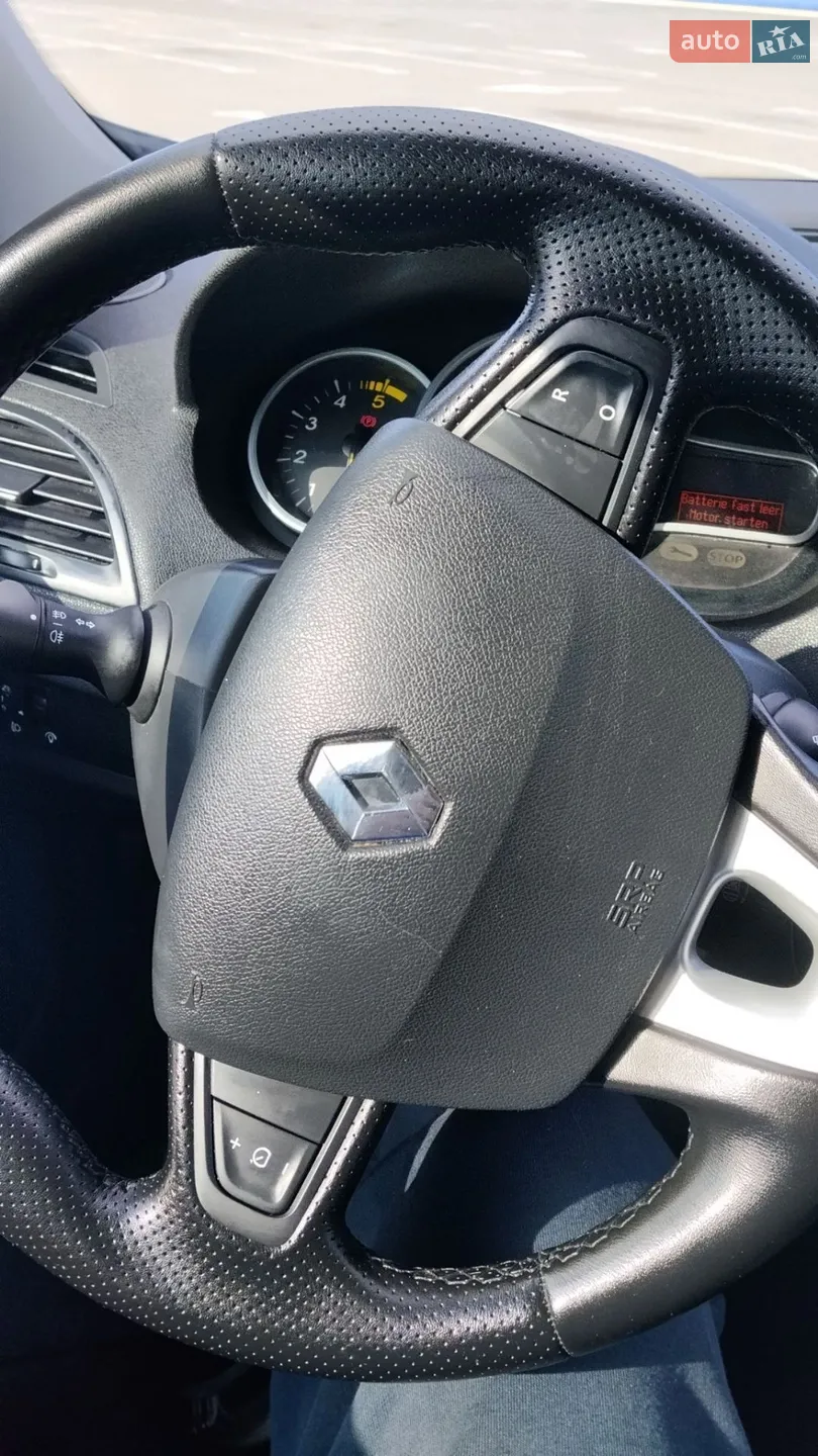 2011 Renault Megane - мініатюра 36