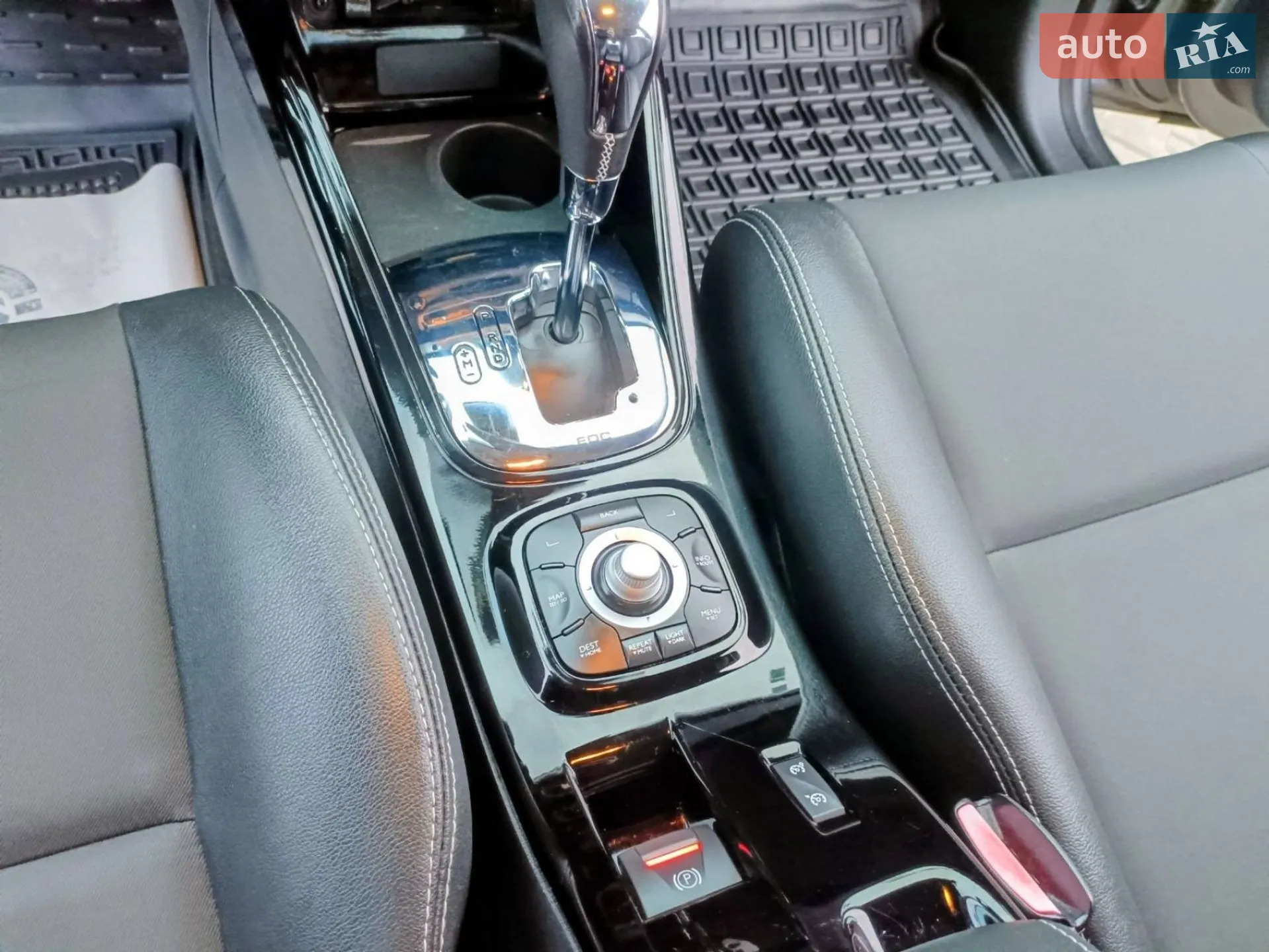 2012 Renault Megane - мініатюра 15