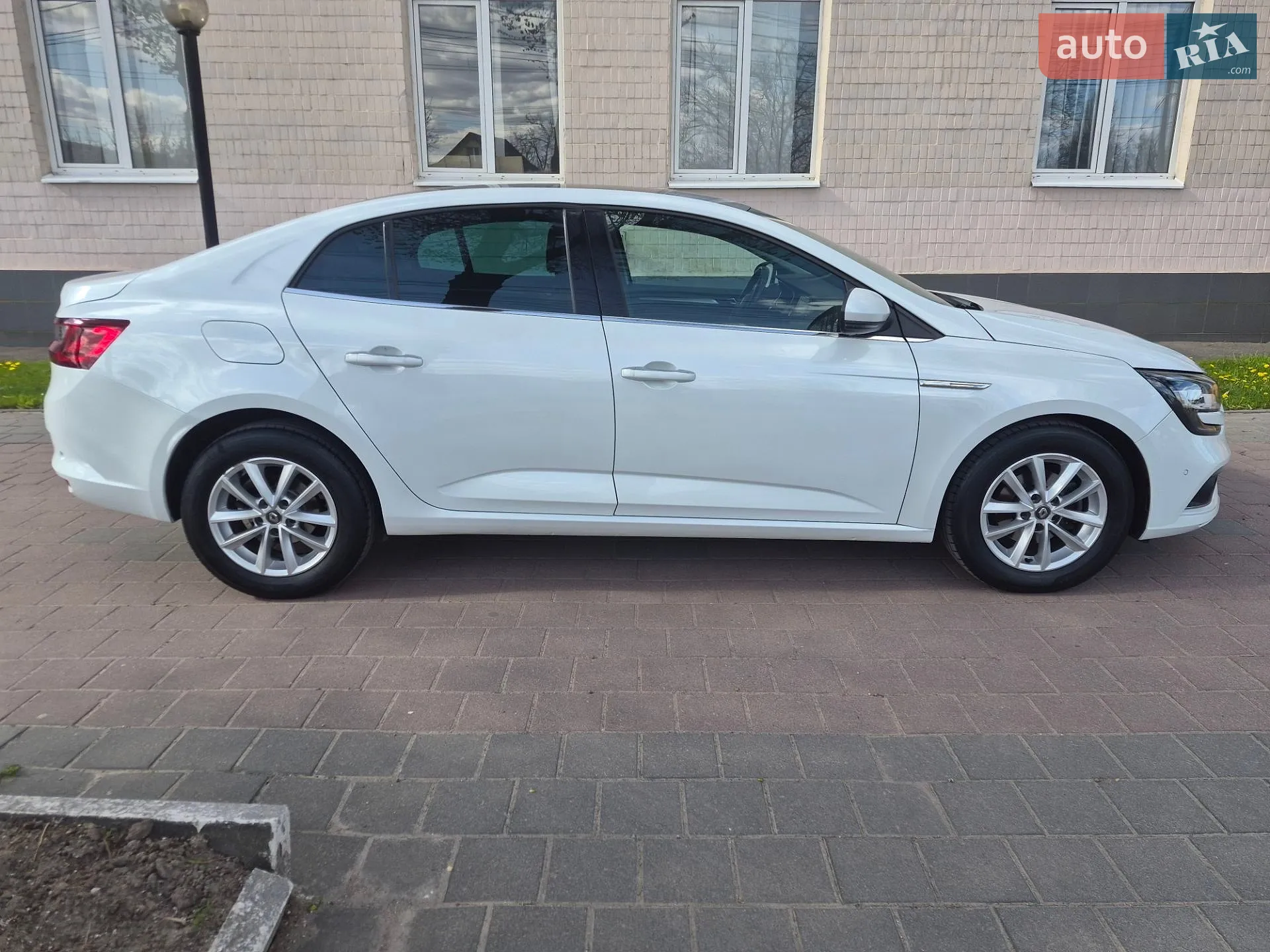 2017 Renault Megane - мініатюра 2