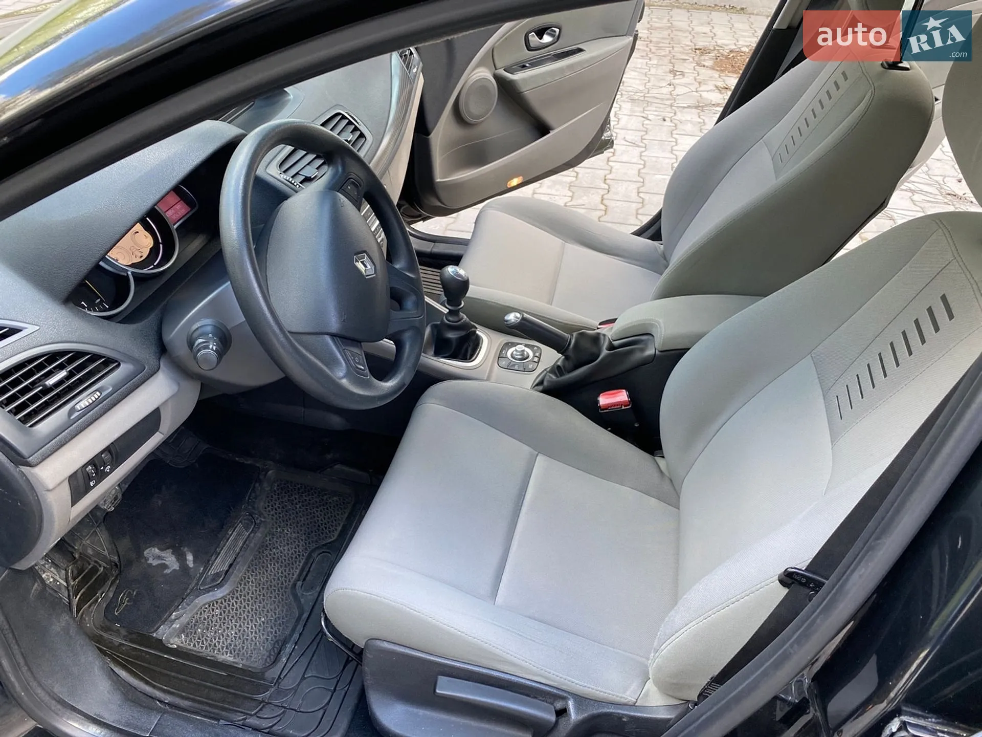 2010 Renault Megane - мініатюра 14