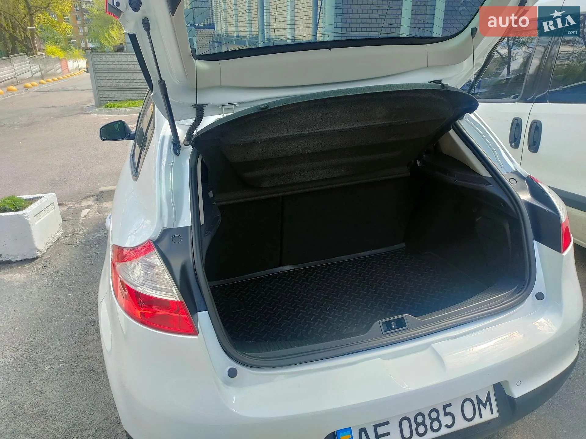 2013 Renault Megane - мініатюра 29