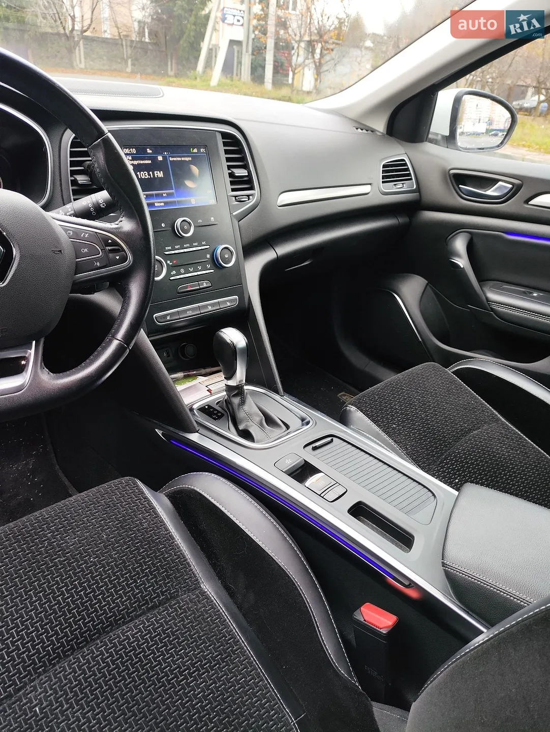 2017 Renault Megane - мініатюра 12