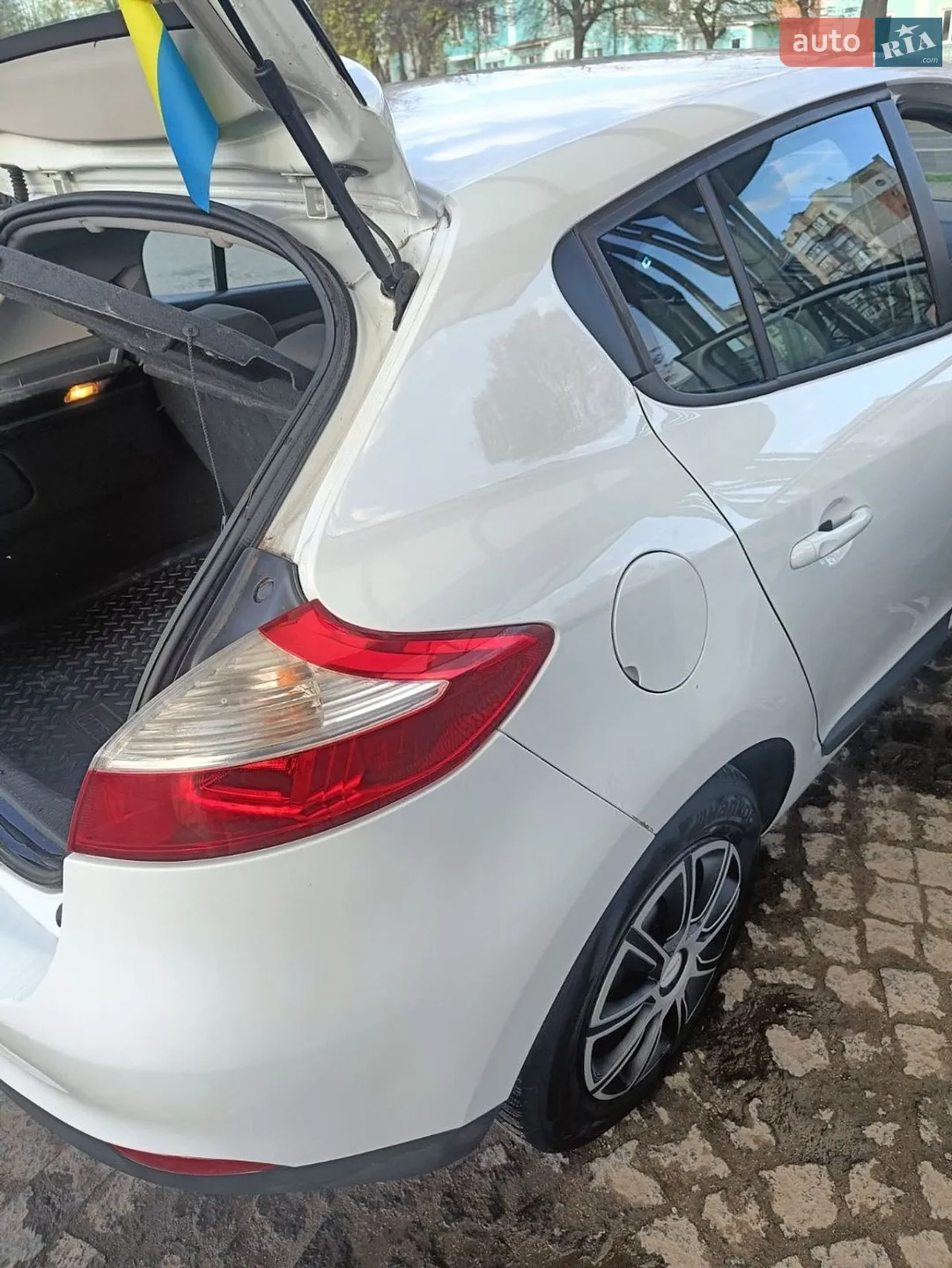 2010 Renault Megane - мініатюра 11