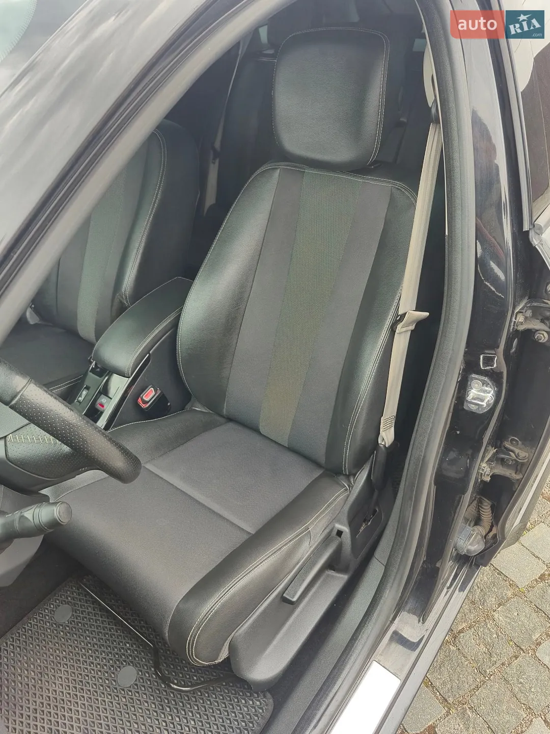 2013 Renault Megane - мініатюра 16