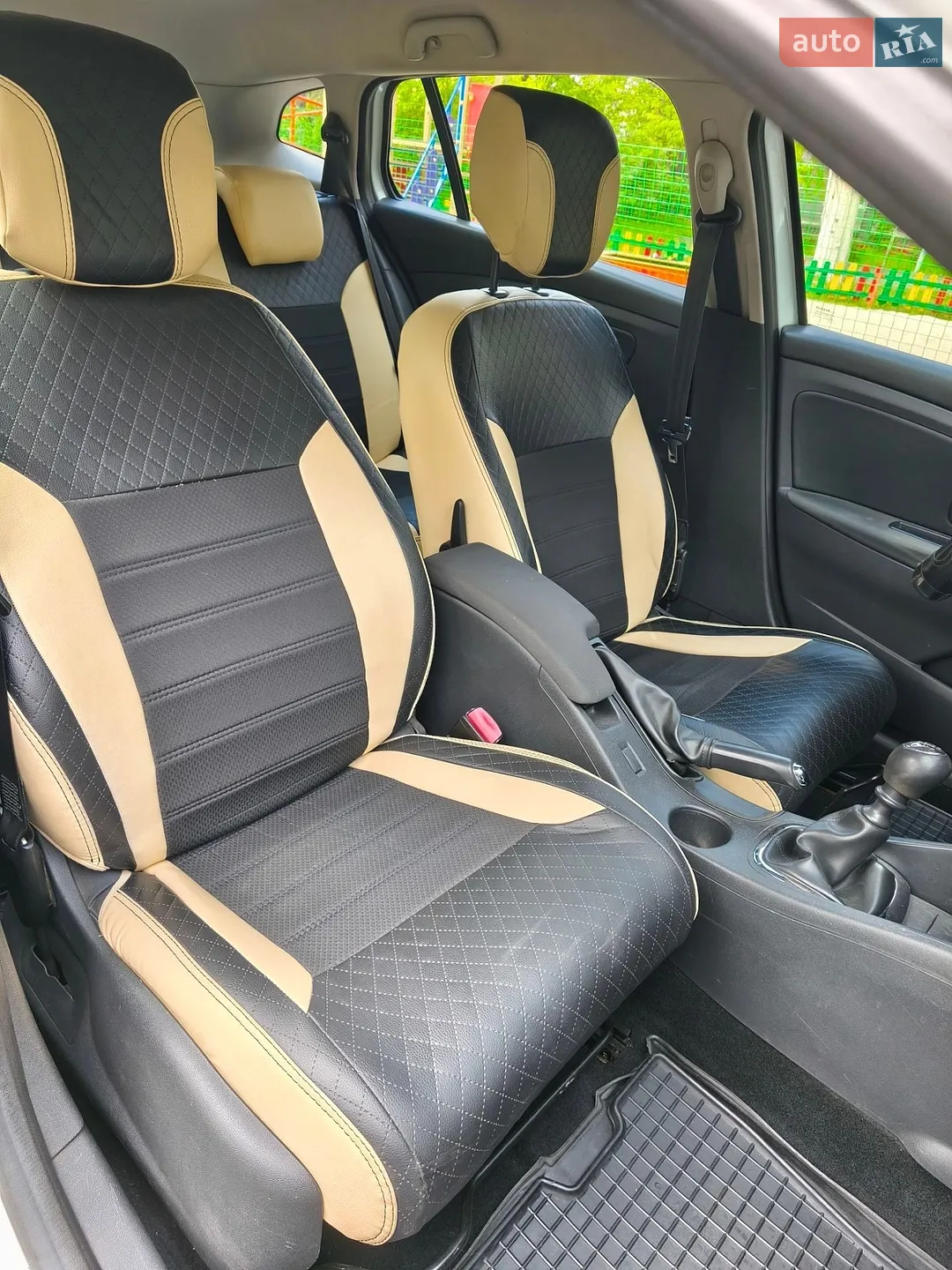 2013 Renault Megane - мініатюра 10
