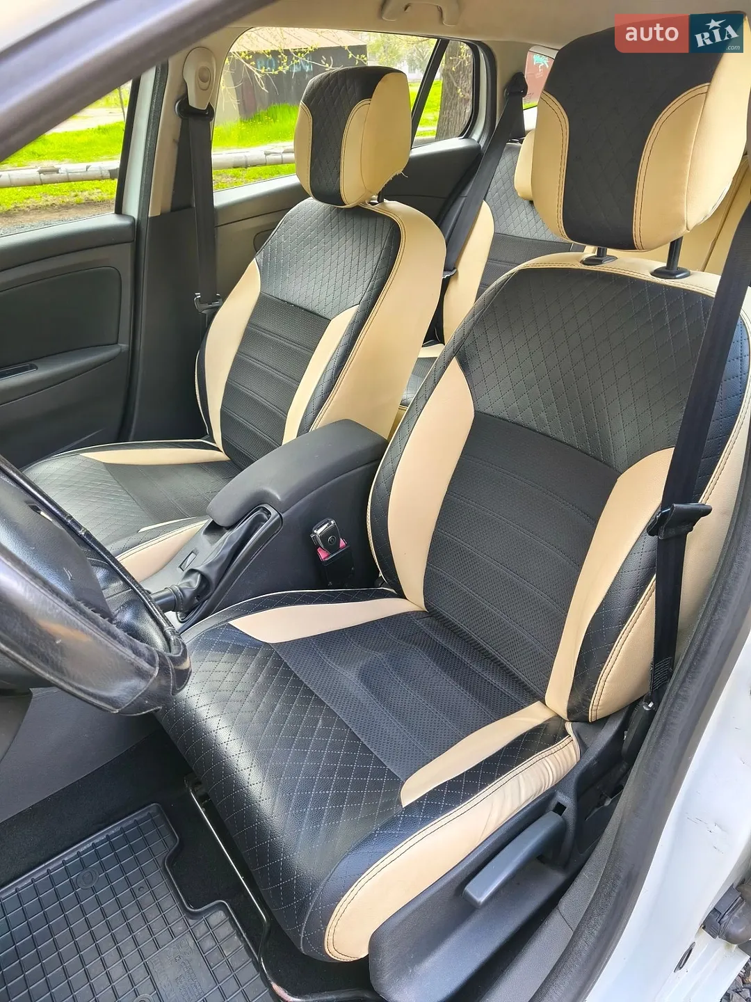 2013 Renault Megane - мініатюра 11