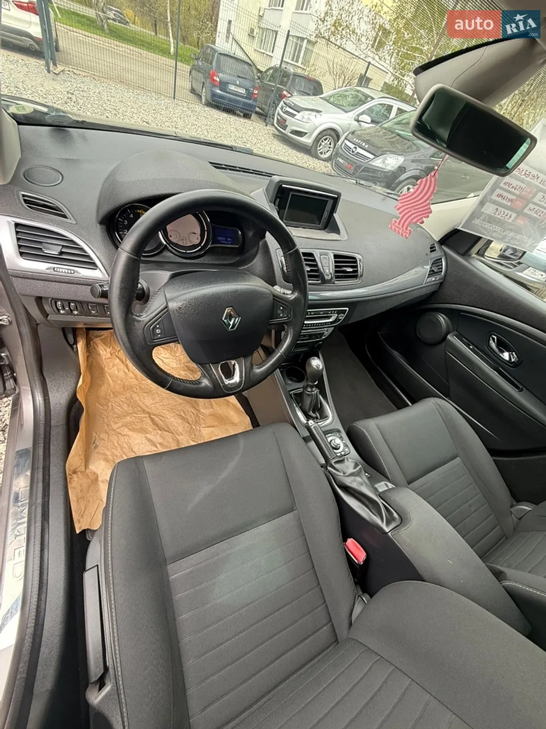 2015 Renault Megane - мініатюра 12