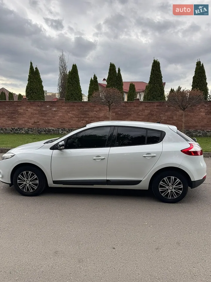 2010 Renault Megane - мініатюра 17