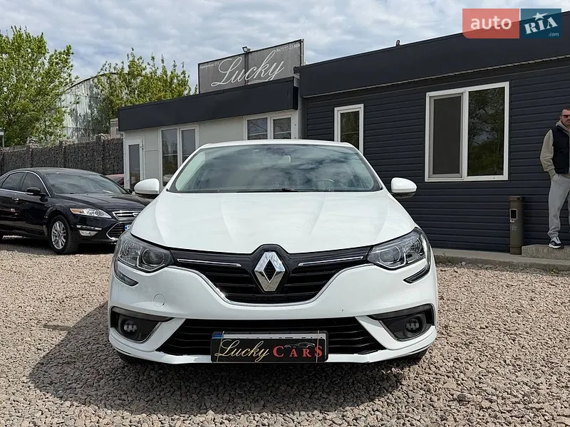Renault Megane 2017 VIN VF1RFB00658663730 фото оголошення 2 з 75