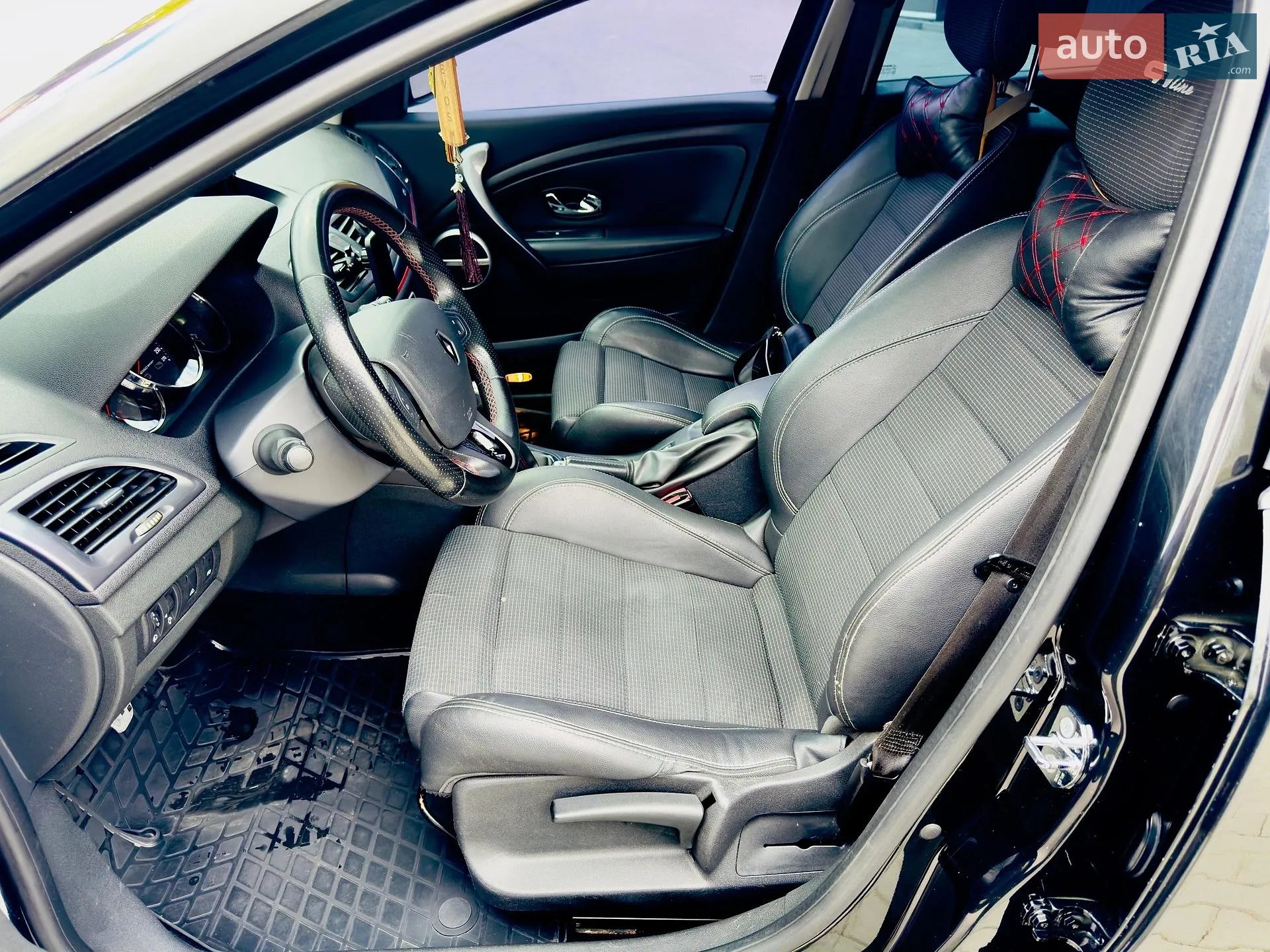 2012 Renault Megane - мініатюра 31