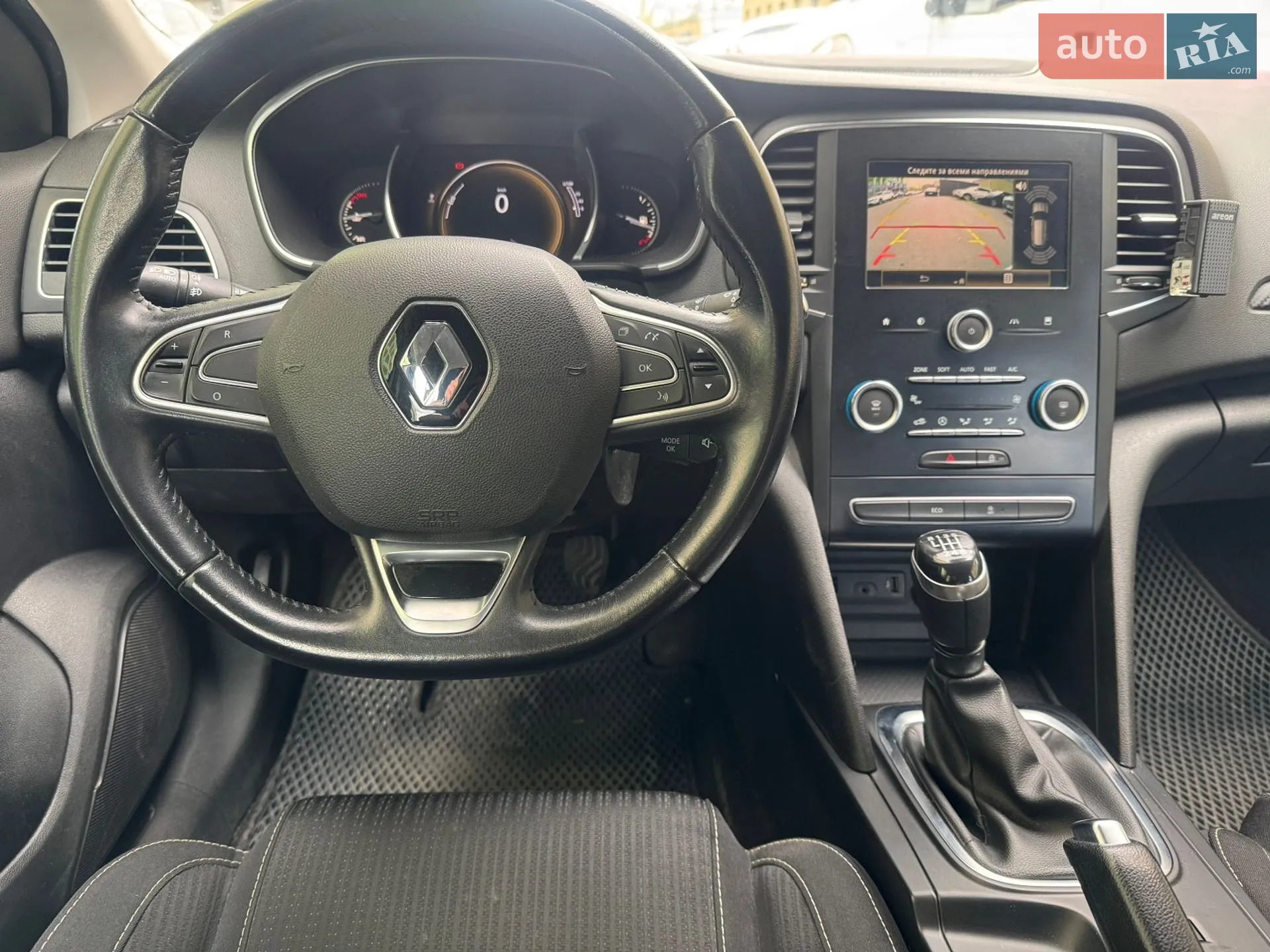 2017 Renault Megane - мініатюра 12