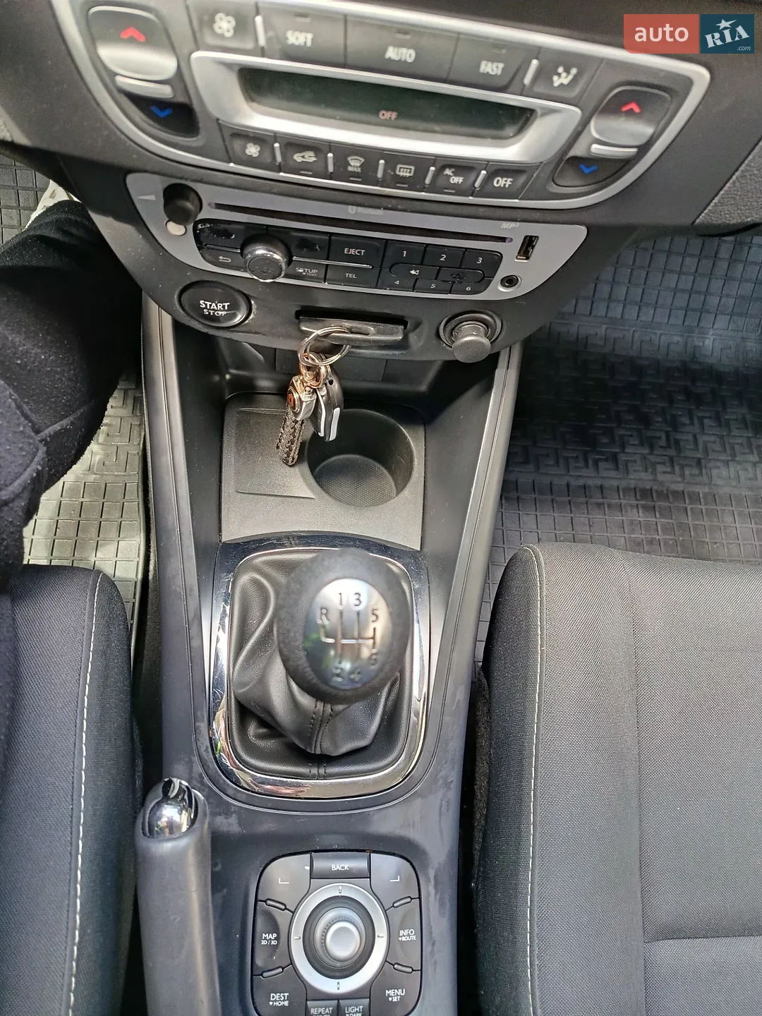 2012 Renault Megane - мініатюра 57
