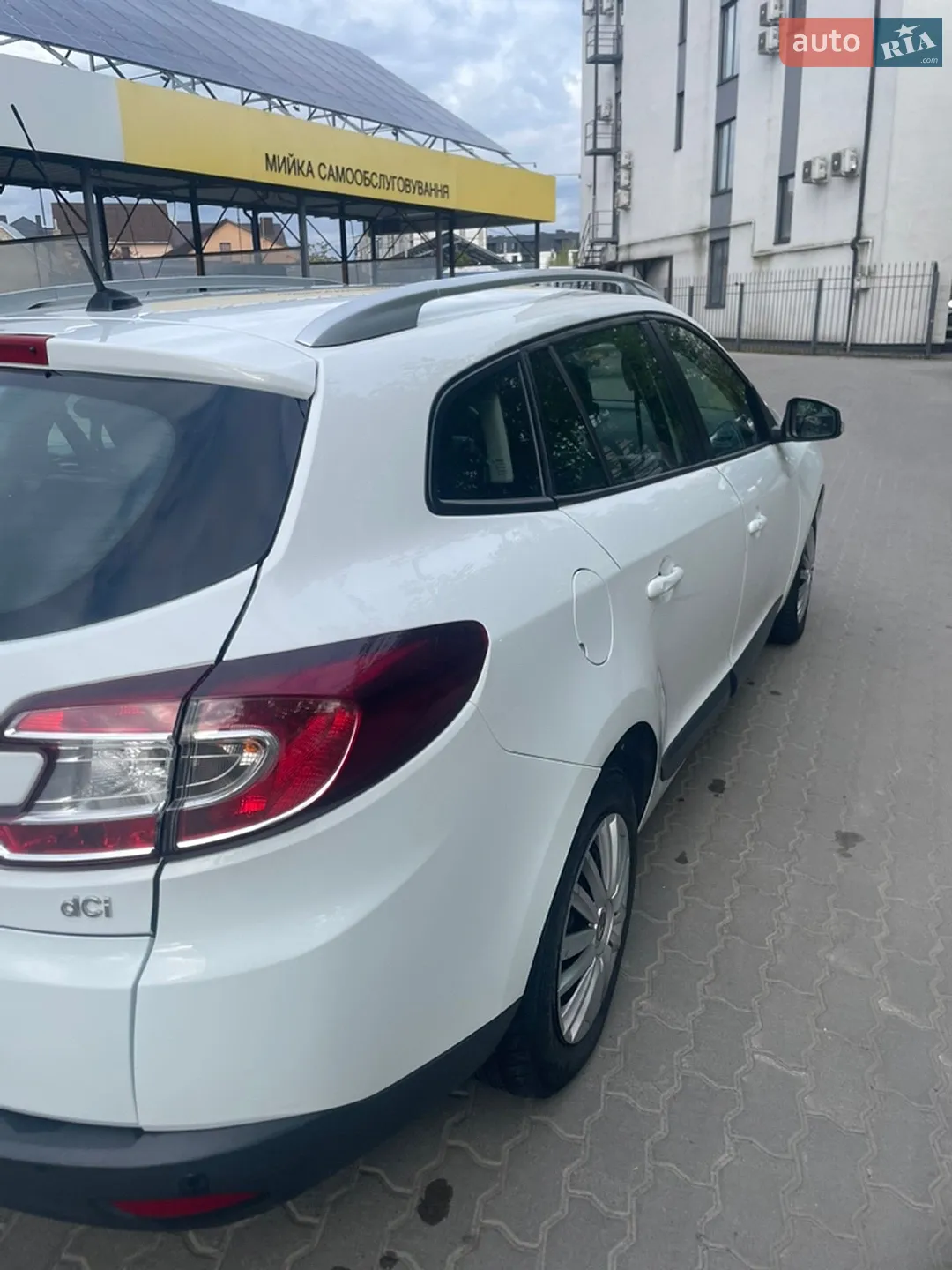 2010 Renault Megane - мініатюра 8
