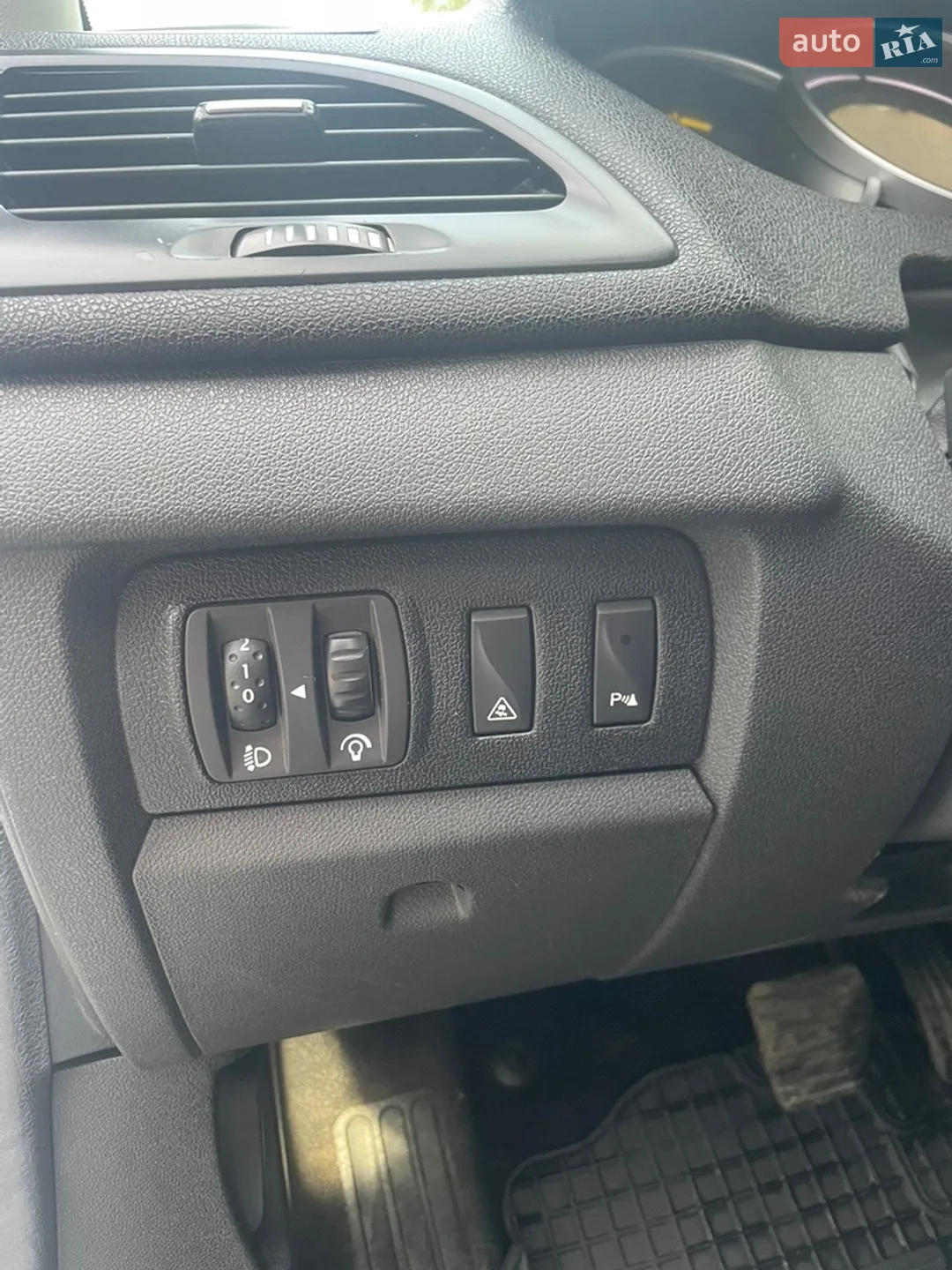 2010 Renault Megane - мініатюра 16