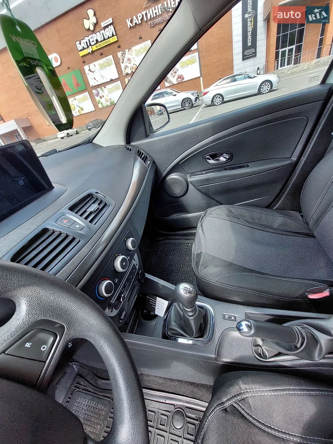 2014 Renault Megane - мініатюра 9