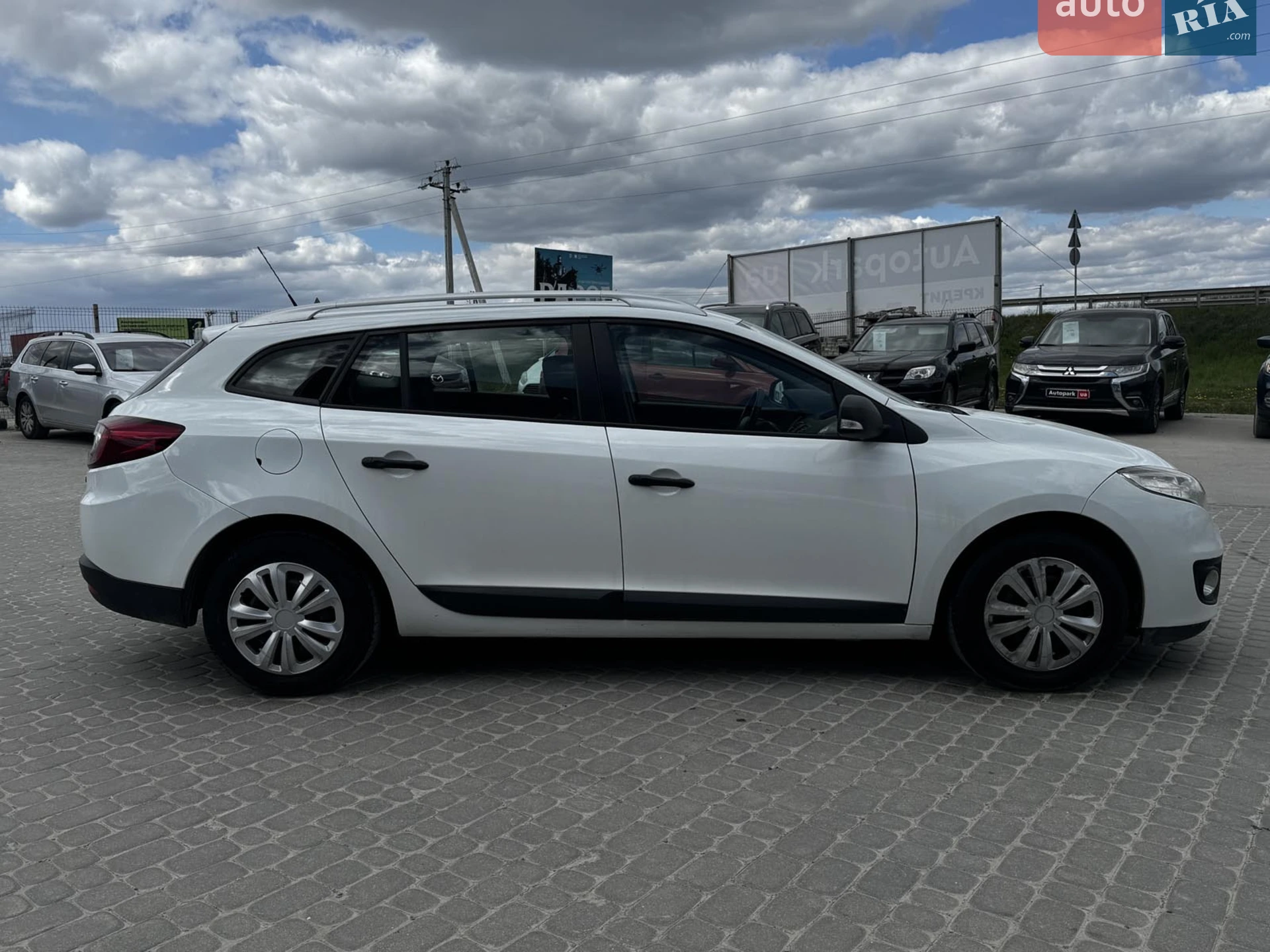2013 Renault Megane - мініатюра 8