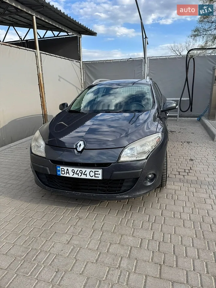 2010 Renault Megane - мініатюра 49