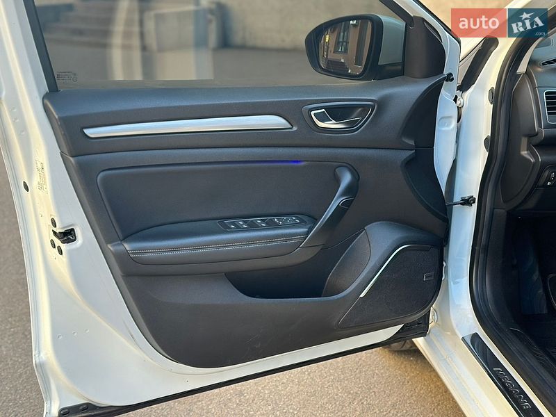 Седан Renault Megane 2019 в Киеве