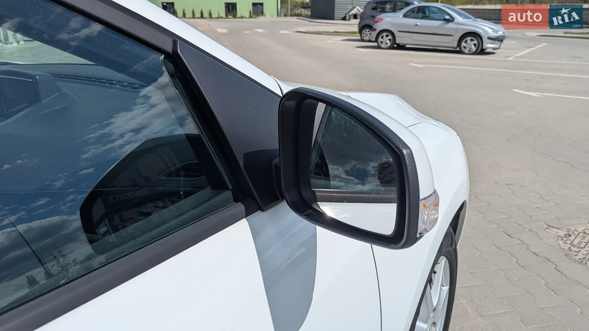 2013 Renault Megane - мініатюра 25