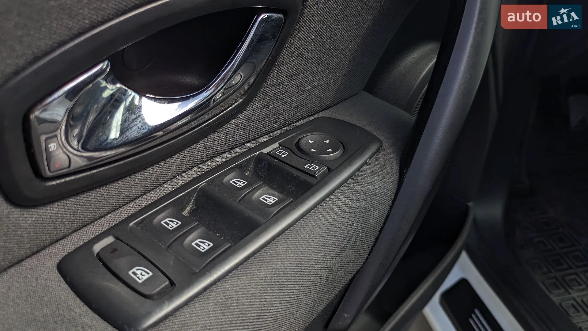 2013 Renault Megane - мініатюра 65
