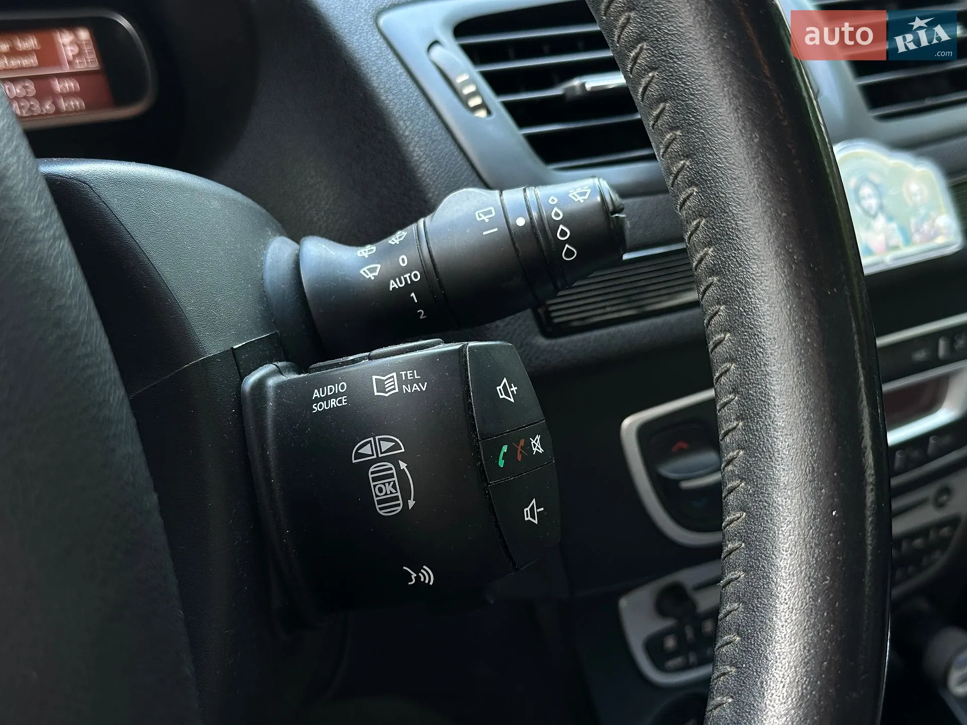 2011 Renault Megane - мініатюра 41