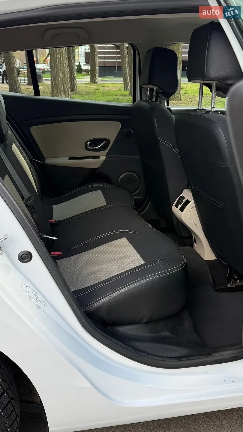 2014 Renault Megane - мініатюра 23