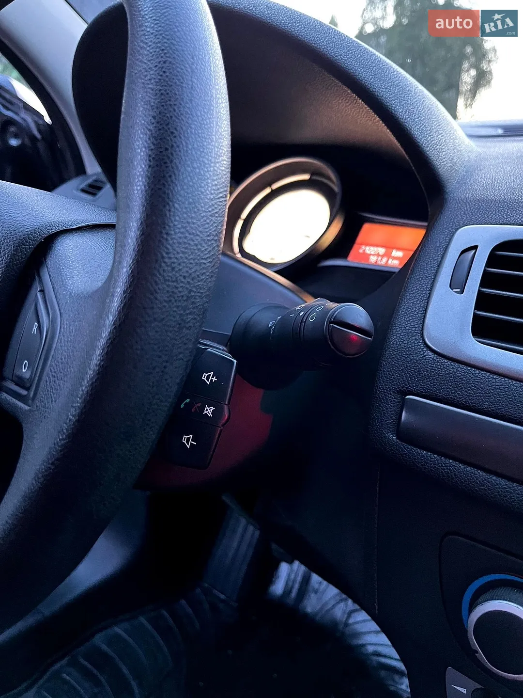 2014 Renault Megane - мініатюра 16