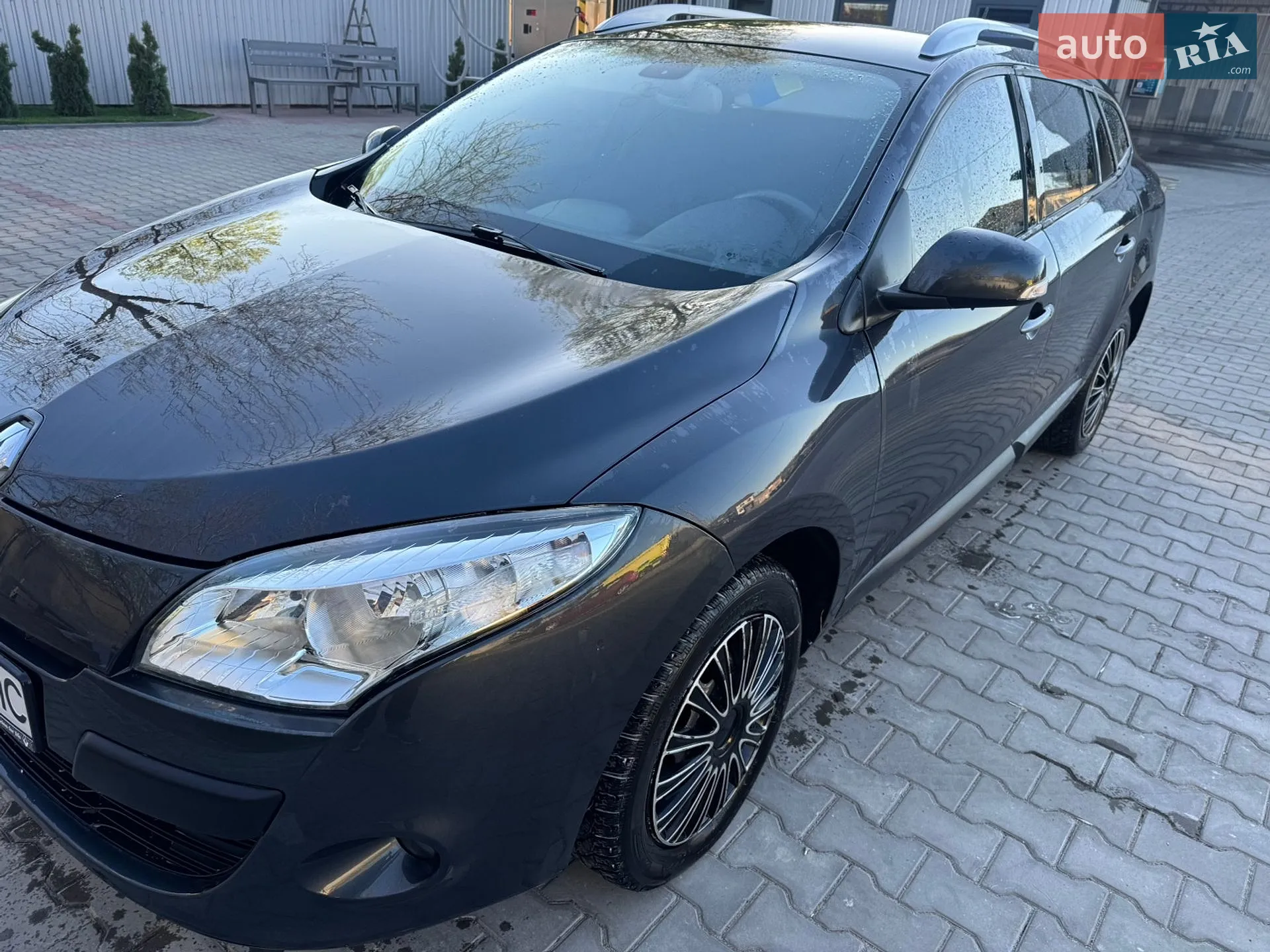 2010 Renault Megane - мініатюра 2