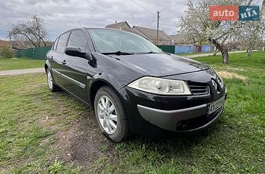 Седан Renault Megane 2006 в Карловке