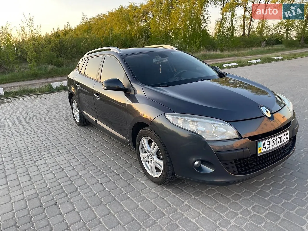 2010 Renault Megane - мініатюра 24