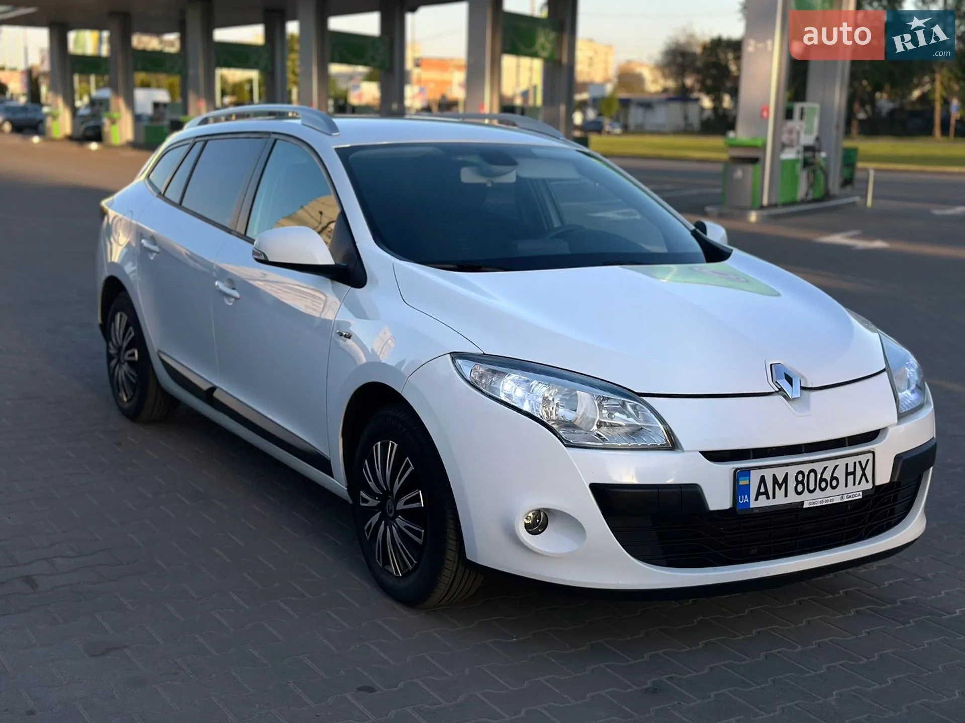 2010 Renault Megane - мініатюра 3